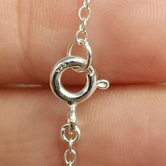 Sterling Silver Interlocking Rings Pendant Necklace, Thin Chain, Dainty, 925 - Picture 5 of 8